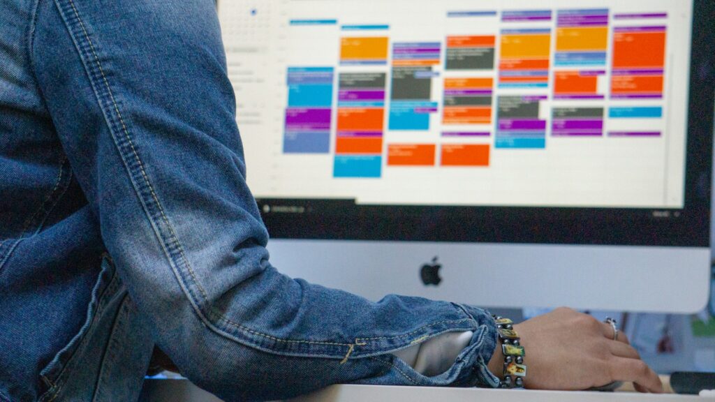 Planificación de tareas y proyectos en una pantalla